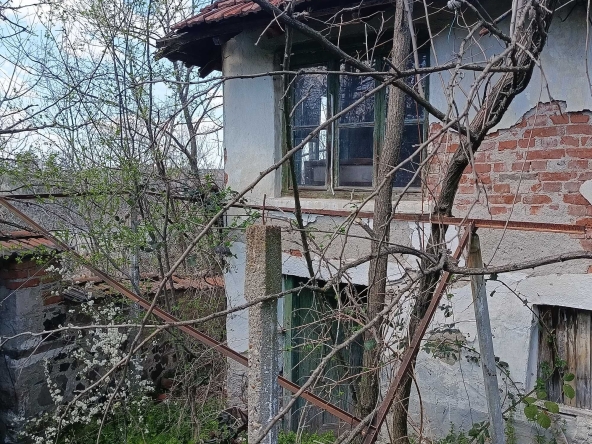 Къща в с. Брягово, Област Пловдив - 60 кв.м за 68 €/кв.м - Снимка #1