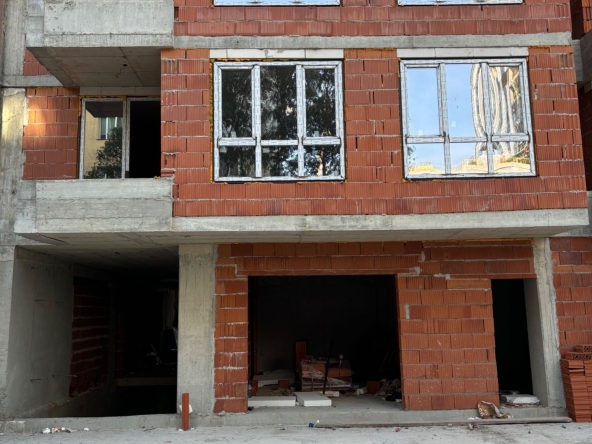 Гараж / Паркомясто в София, Белите брези - 30 кв.м за 1734 €/кв.м - Снимка #1