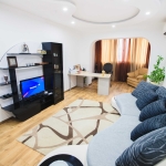 Дава се под наем Четиристаен апартамент в Плевен, Дружба 3 - 100 кв.м за 459 € - Снимка #1