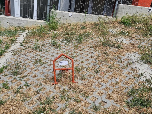 Дава се под наем Гараж / Паркомясто в Варна, м-т Пчелина - 15 кв.м за 61.2 € - Снимка #1