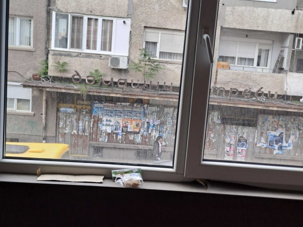 Дава се под наем Двустаен апартамент в Кюстендил, Център - 50 кв.м за 300 € - Снимка #1