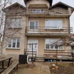 Къща в Генерал Тошево - 250 кв.м за 300 €/кв.м - Снимка #1