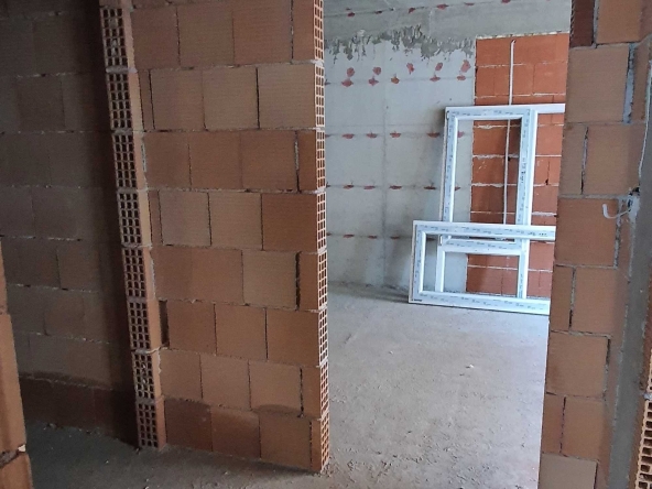 Двустаен апартамент в Пловдив, Христо Смирненски - 75 кв.м за 1096 €/кв.м - Снимка #1