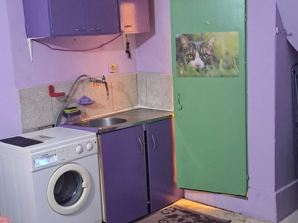 Дава се под наем Ателие в Русе, Мидия Енос - 15 кв.м за 129.54 € - Снимка #1