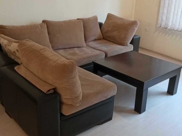 Дава се под наем Тристаен апартамент в Пловдив, Център - 110 кв.м за 450 € - Снимка #1