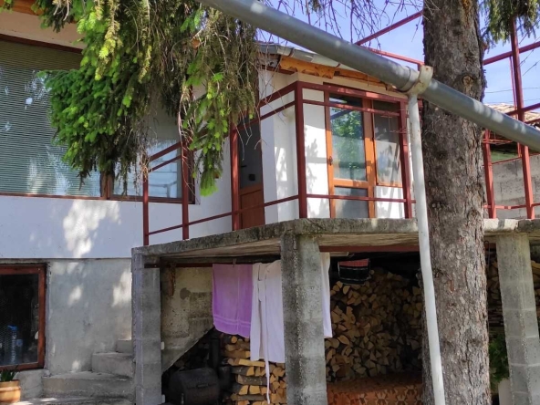 Къща в София, Красна поляна 3 - 749 кв.м за 207 €/кв.м - Снимка #1