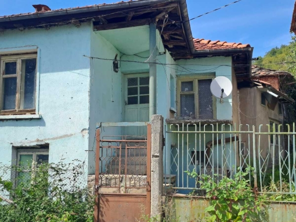 Къща в Севлиево - 120 кв.м за 107 €/кв.м - Снимка #1