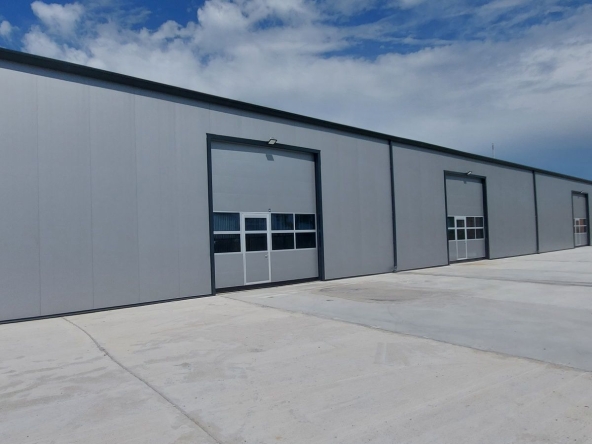 Дава се под наем Склад в Хасково, Болярово - 140 кв.м за 398.82 € - Снимка #1