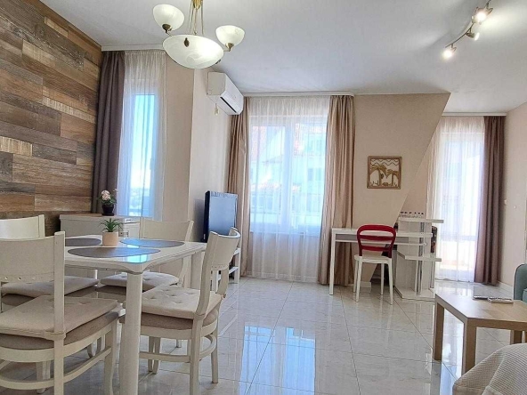 Дава се под наем Едностаен апартамент в Варна, Център - 45 кв.м за 289.17 € - Снимка #1