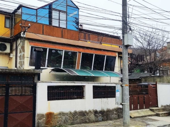 Къща в Добрич, Автогара - 150 кв.м за 680 €/кв.м - Снимка #1