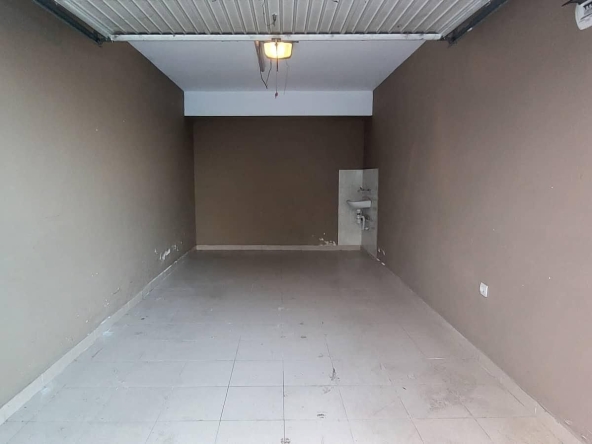 Дава се под наем Гараж / Паркомясто в София, Младост 4 - 26 кв.м за 149.43 € - Снимка #1