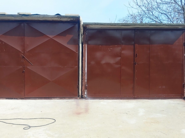 Дава се под наем Гараж / Паркомясто в София, м-т Подлозище - 20 кв.м за 149.43 € - Снимка #1