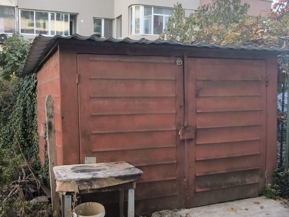 Гараж / Паркомясто в Бургас, Братя Миладинови - 15 кв.м за 34 €/кв.м - Снимка #1