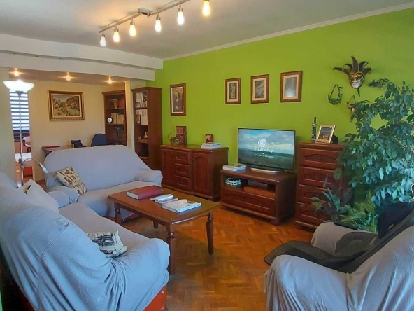 Тристаен апартамент в Разград, Варош - 99 кв.м за 1340 €/кв.м - Снимка #1