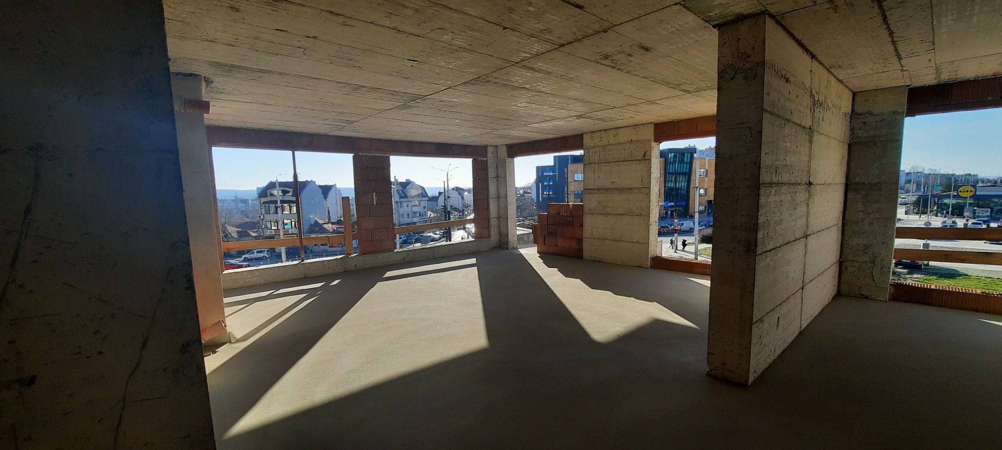 Двустаен апартамент в Варна, Младост 1 - 61 кв.м за 1804 €/кв.м - Снимка #1