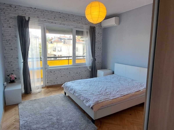 Дава се под наем Двустаен апартамент в София, Лозенец - 81 кв.м за 720 € - Снимка #1