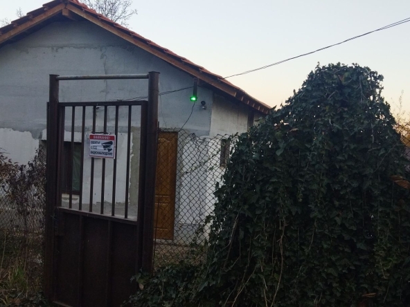 Къща в Враца, Студентски град - 64 кв.м за 518 €/кв.м - Снимка #1