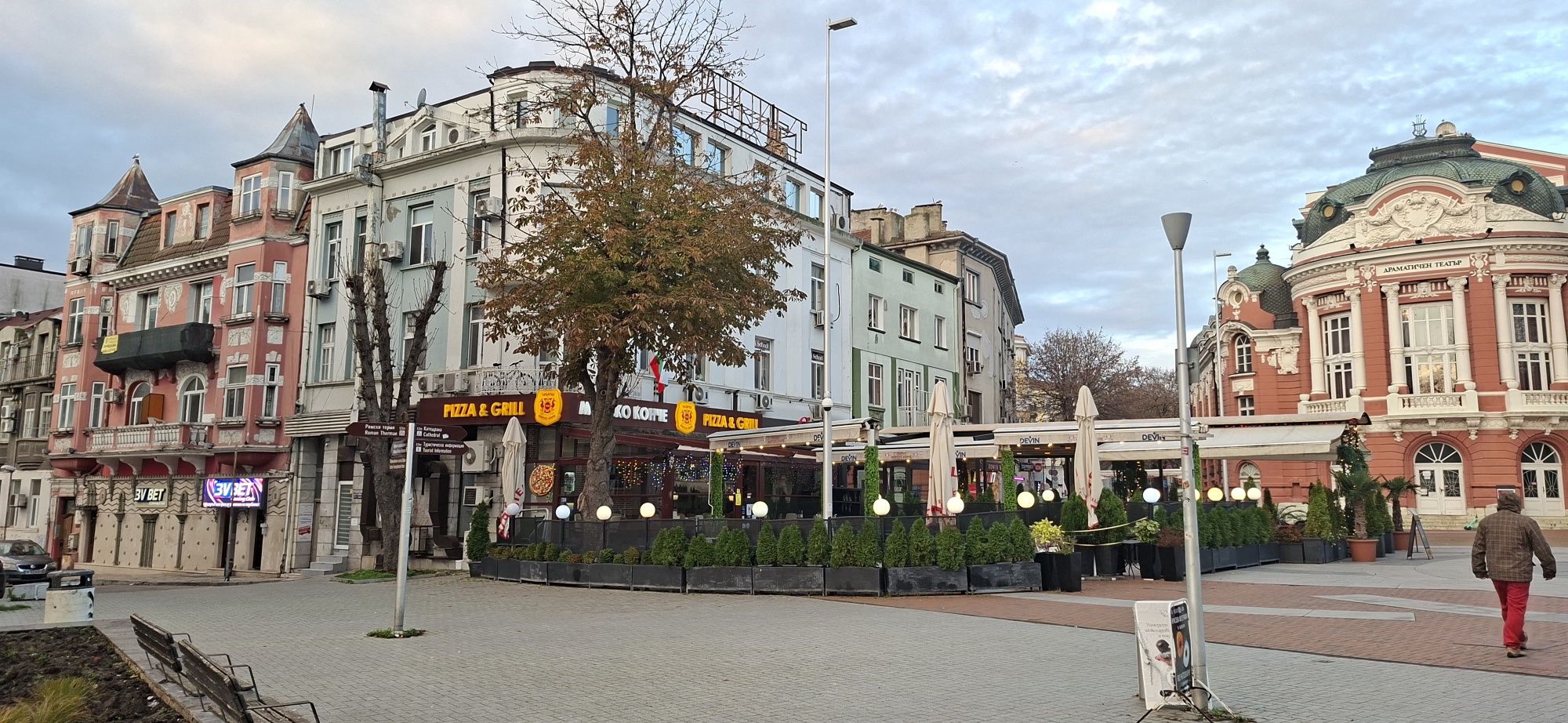 Дава се под наем  в Варна, Операта -  кв.м за 299.88 € - Снимка #1