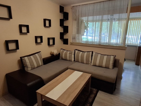 Двустаен апартамент в Дупница - 65 кв.м за 1334 €/кв.м - Снимка #1