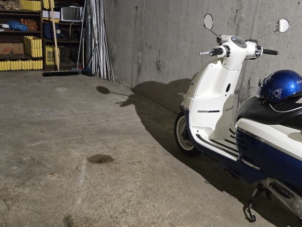 Дава се под наем Гараж / Паркомясто в София, Дружба 2 - 20 кв.м за 50.49 € - Снимка #1