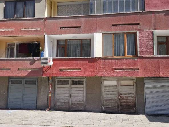 Дава се под наем Гараж / Паркомясто в Пловдив, Каменица 2 - 18 кв.м за 174.42 € - Снимка #1