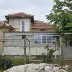 Къща в с. Златна нива, Област Шумен - 130 кв.м за 275 €/кв.м - Снимка #1