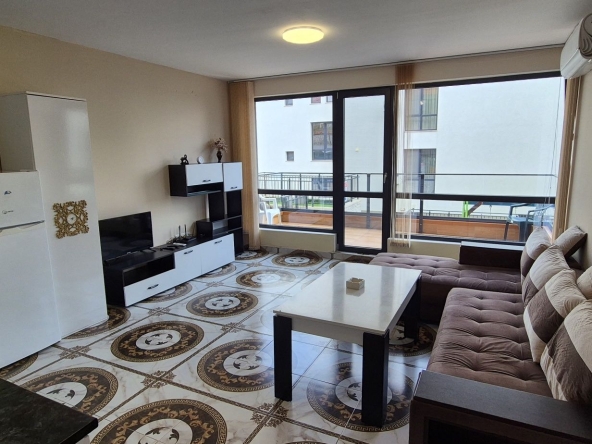 Дава се под наем Двустаен апартамент в Варна, Галата - 75 кв.м за 548.25 € - Снимка #1