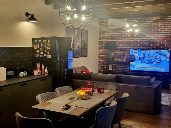 Къща в Пазарджик, Идеален център - 95 кв.м за 1537 €/кв.м - Снимка #1