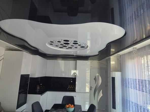 Двустаен апартамент в Варна, Аспарухово - 64 кв.м за 1797 €/кв.м - Снимка #1