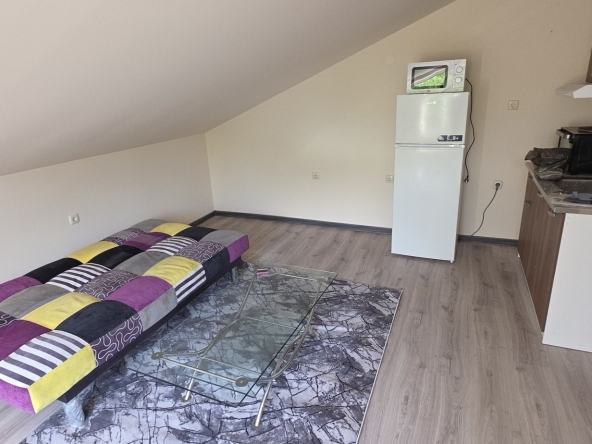 Дава се под наем Ателие в Плевен, Широк център - 30 кв.м за 204 € - Снимка #1