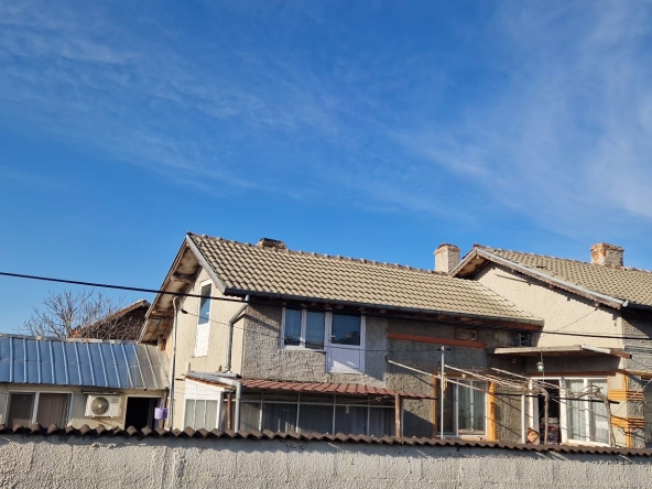 Къща в Дулово - 170 кв.м за 795 €/кв.м - Снимка #1