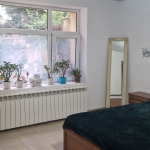 Дава се под наем Етаж от къща в Ямбол, Център - 101 кв.м за 255 € - Снимка #1