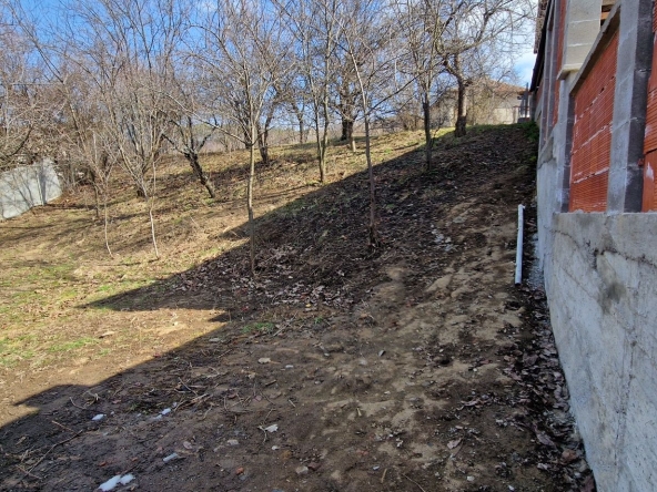 Парцел в Дупница - 700 кв.м за 53 €/кв.м - Снимка #1