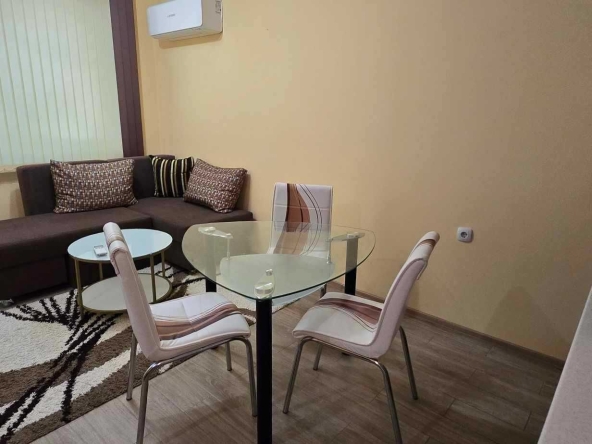 Дава се под наем Двустаен апартамент в Велико Търново, Варуша - 55 кв.м за 357 € - Снимка #1