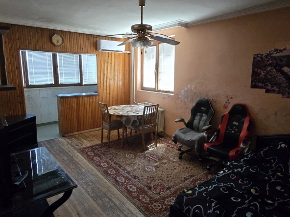 Дава се под наем Тристаен апартамент в София, Разсадника - 87 кв.м за 500 € - Снимка #1