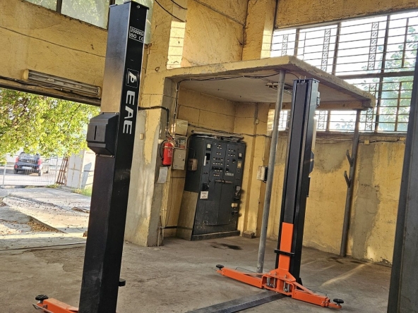 Дава се под наем Промишлена сграда в Добрич, Пинета - 570 кв.м за 510 € - Снимка #1