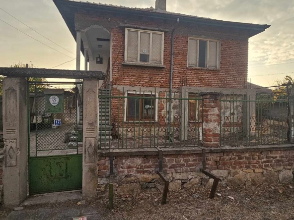 Къща в с. Черноземен, Област Пловдив - 140 кв.м за 299 €/кв.м - Снимка #1