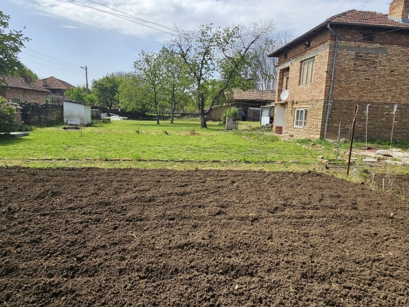 Къща в с. Лесичери, Област Велико Търново - 80 кв.м за 351 €/кв.м - Снимка #1