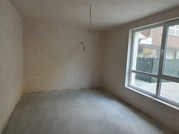 Двустаен апартамент в Пловдив, Христо Смирненски - 61 кв.м за 1263 €/кв.м - Снимка #1