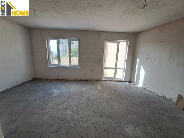 Тристаен апартамент в Асеновград - 110 кв.м за 434 €/кв.м - Снимка #1