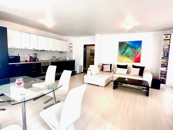 Тристаен апартамент в София, Иван Вазов - 98 кв.м за 5256 €/кв.м - Снимка #1