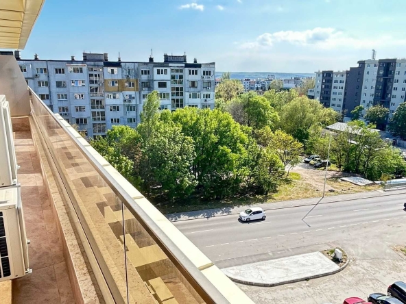 Дава се под наем Двустаен апартамент в Варна, Левски - 64 кв.м за 650 € - Снимка #1