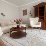 Дава се под наем Тристаен апартамент в София, Лозенец - 120 кв.м за 1196.97 € - Снимка #1