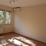 Дава се под наем Тристаен апартамент в София, Изток - 80 кв.м за 561 € - Снимка #1