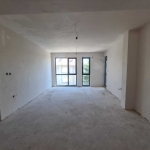 Тристаен апартамент в Хасково, Куба - 94 кв.м за 1321 €/кв.м - Снимка #1