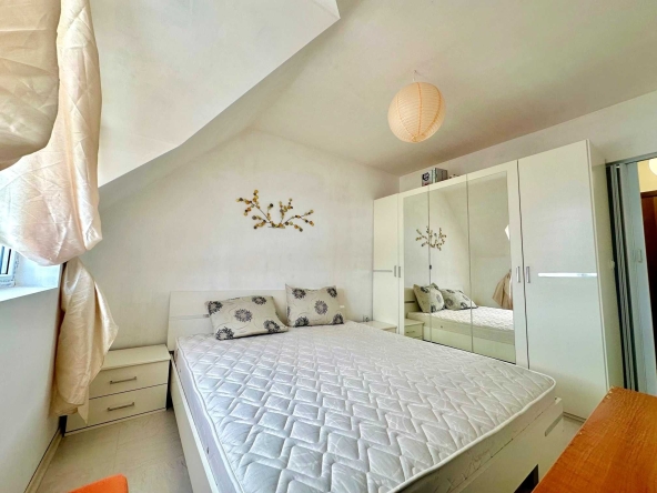 Двустаен апартамент в София, Лозенец - 52 кв.м за 1712 €/кв.м - Снимка #1