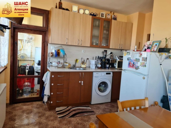 Двустаен апартамент в Плевен, Идеален център - 53 кв.м за 1450 €/кв.м - Снимка #1