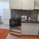 Дава се под наем Ателие в Плевен, Идеален център - 25 кв.м за 147.9 € - Снимка #1