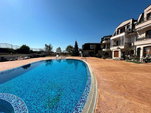 Тристаен апартамент в к.к. Слънчев бряг - 61 кв.м за 1148 €/кв.м - Снимка #1