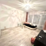 Дава се под наем Тристаен апартамент в Варна, Младост 1 - 70 кв.м за 500 € - Снимка #1